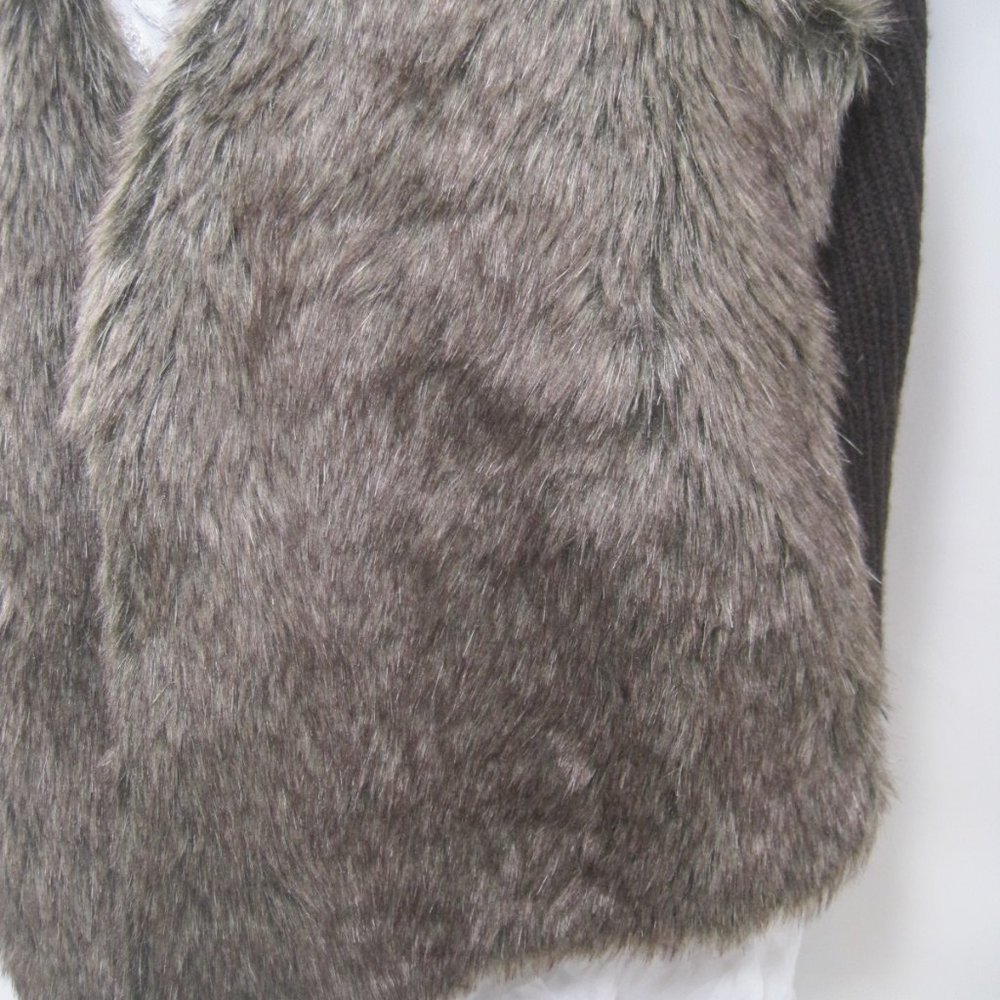 Fever Women Large Brown Faux Fur Sleeveless Vest - Picture 4 of 6